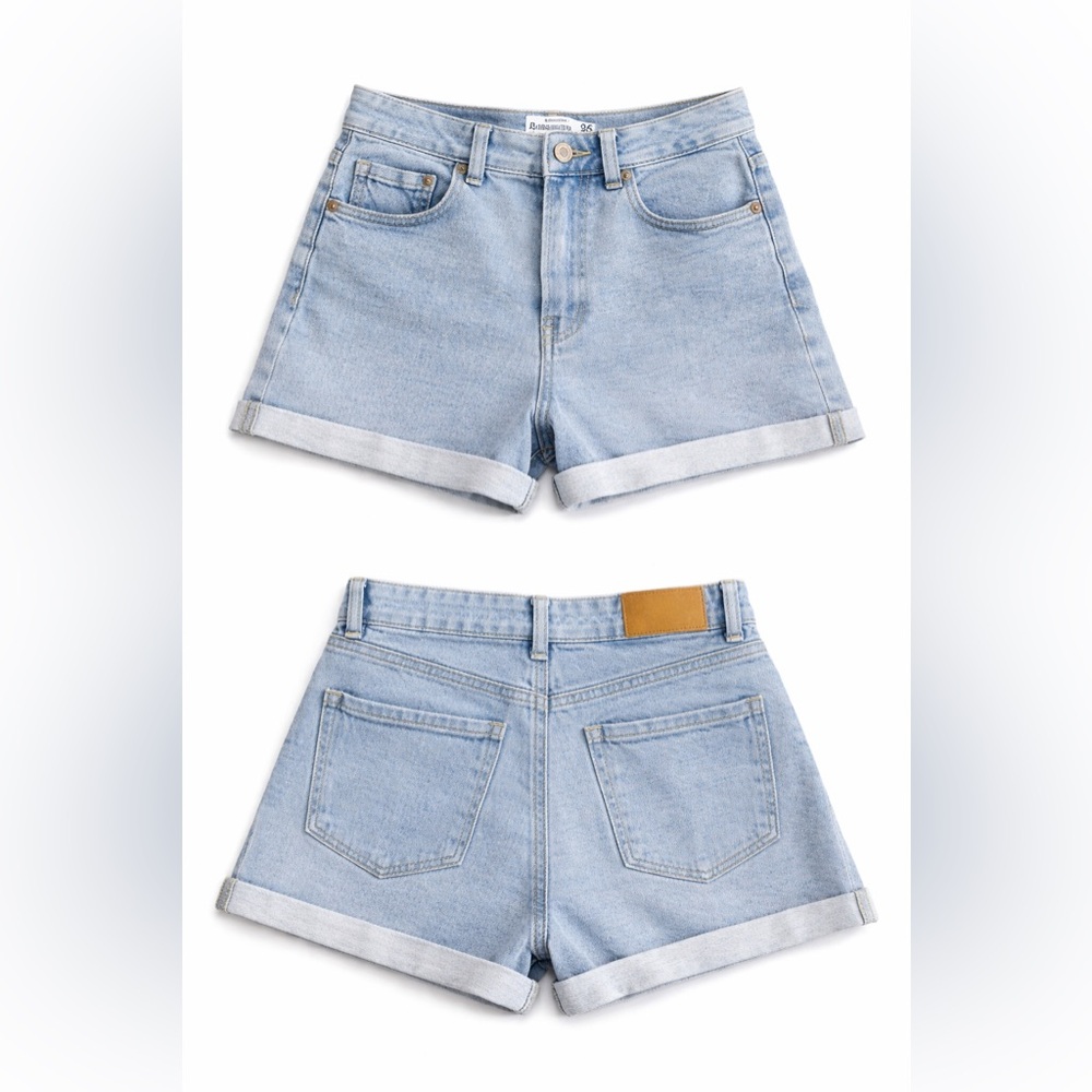 Stradivarius Mom Slim Fit Denim Shorts Size 4 | High Waisted Light Wash